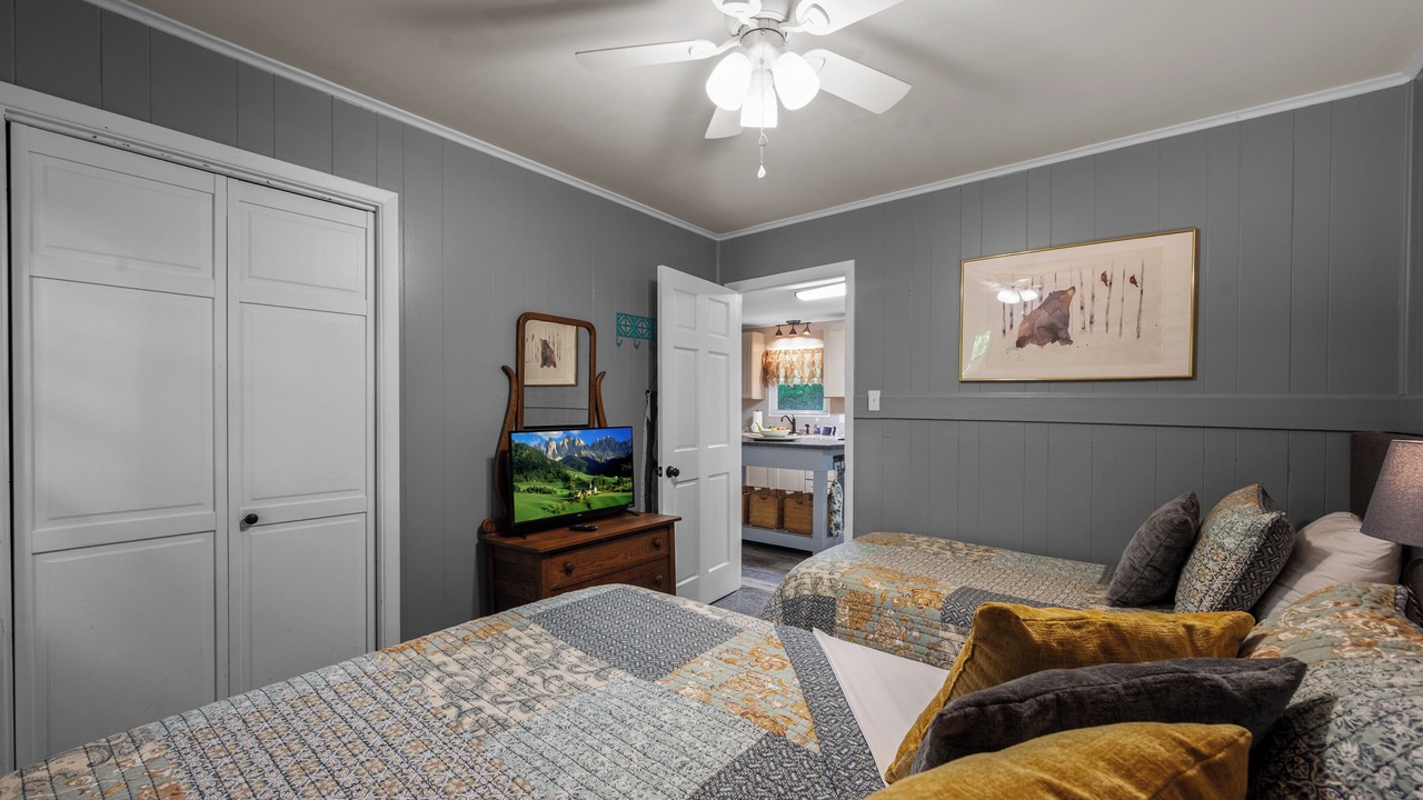 Photo of Bedroom in Townsend