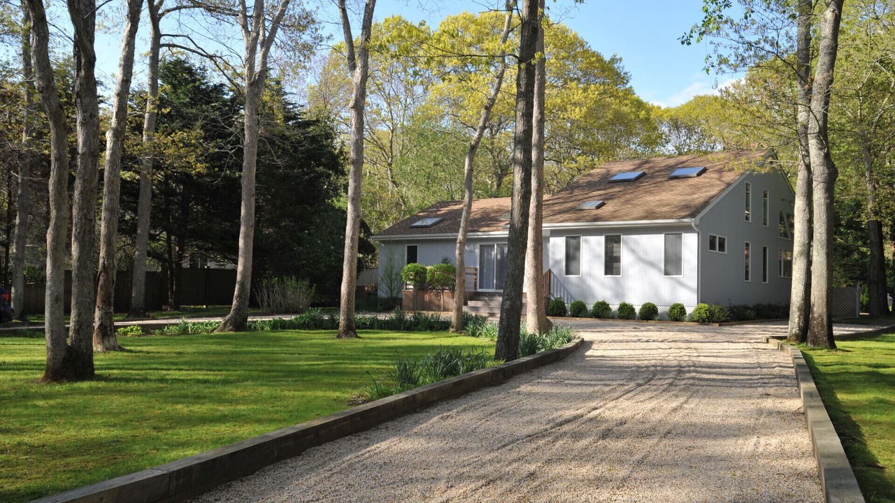 Photo of Others in East Hampton North