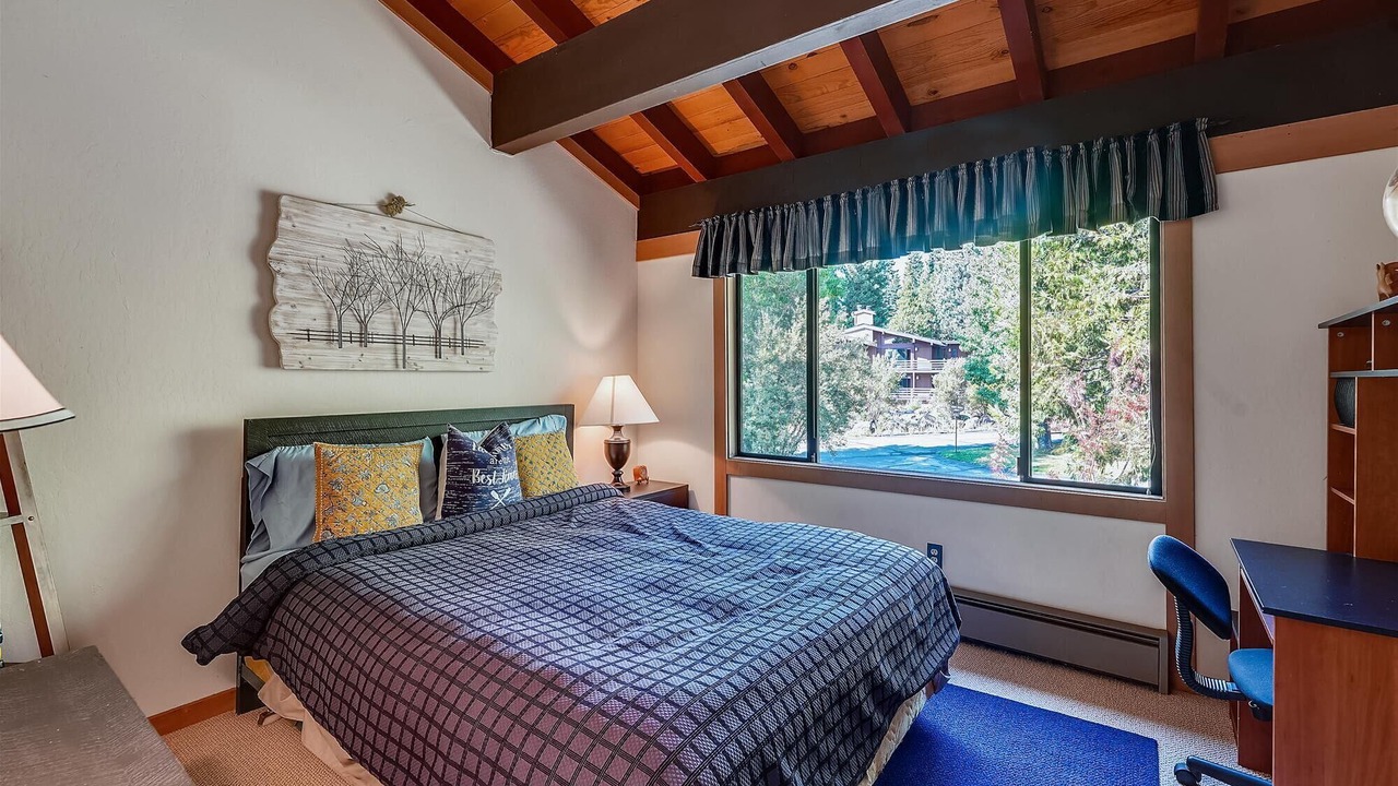 Photo of Bedroom in Tahoe City