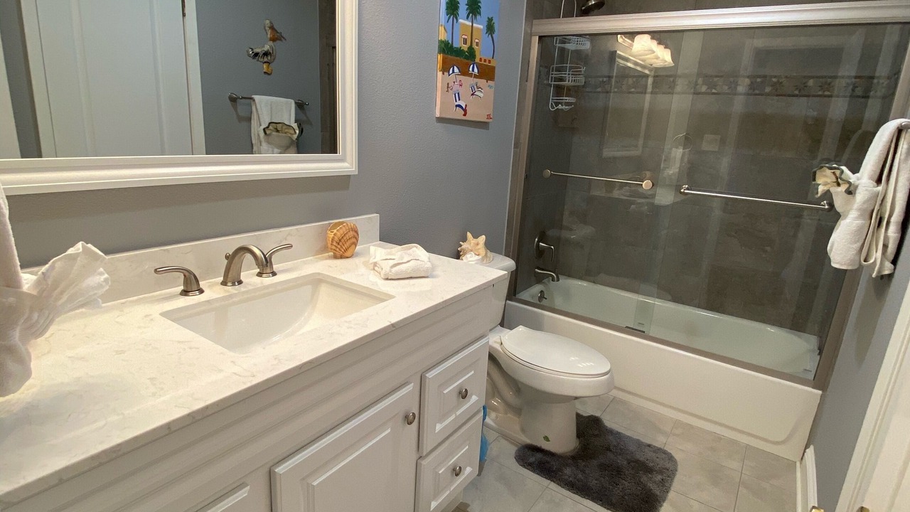 Photo of Bathroom in Jamaica Beach