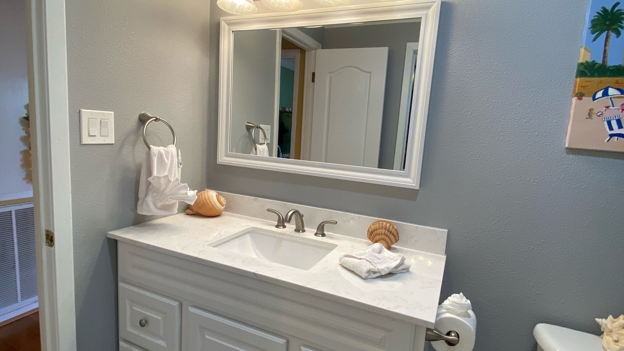 Photo of Bathroom in Jamaica Beach