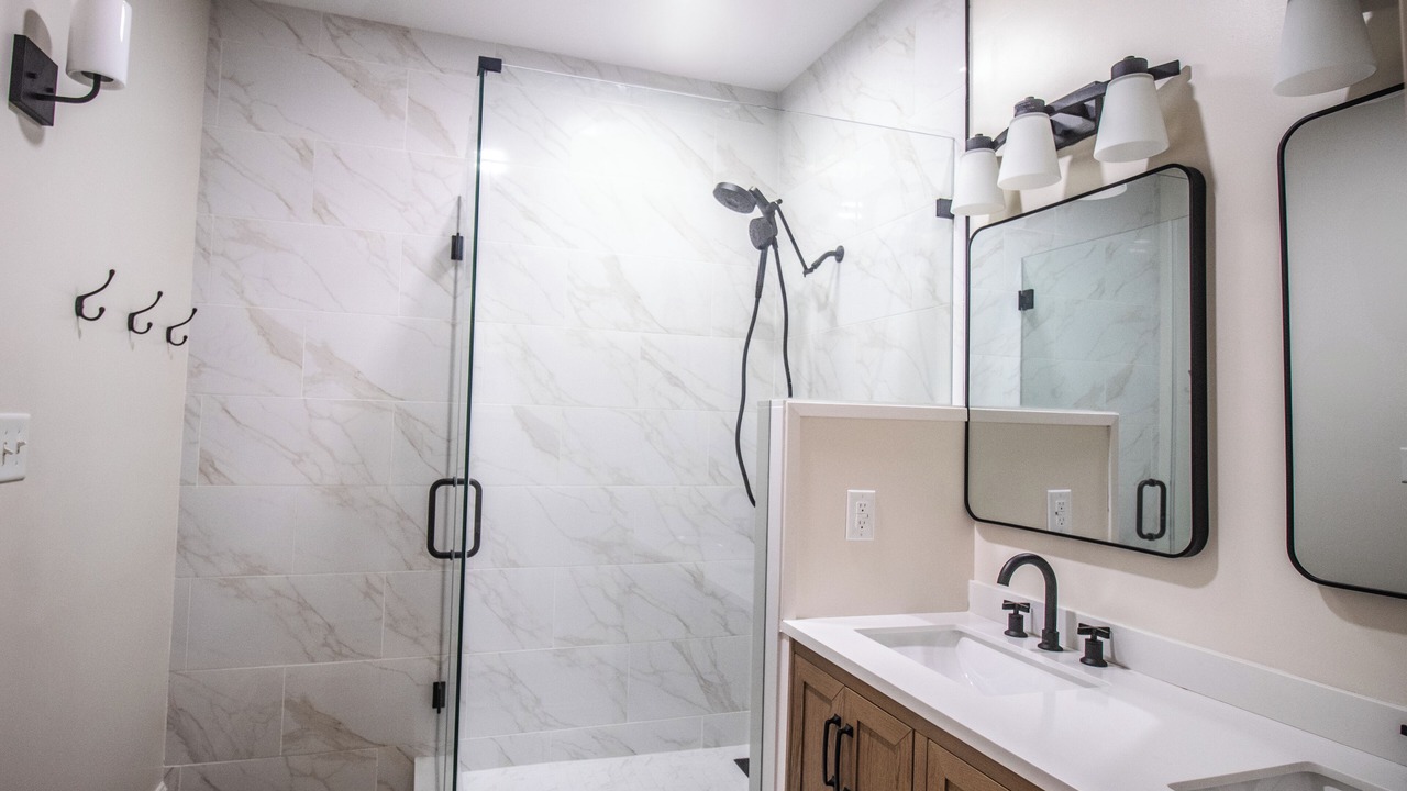 Photo of Bathroom in Surf City