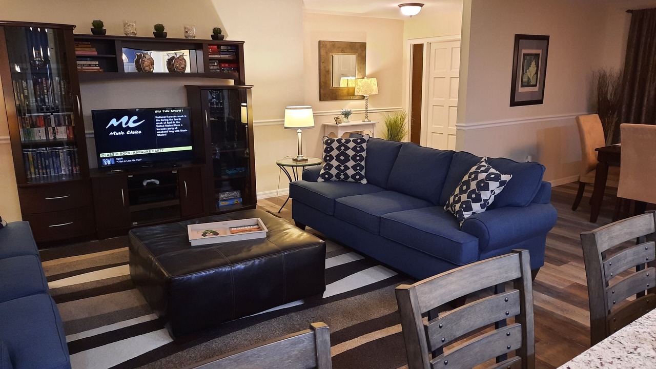 Photo of Livingroom in Pelican