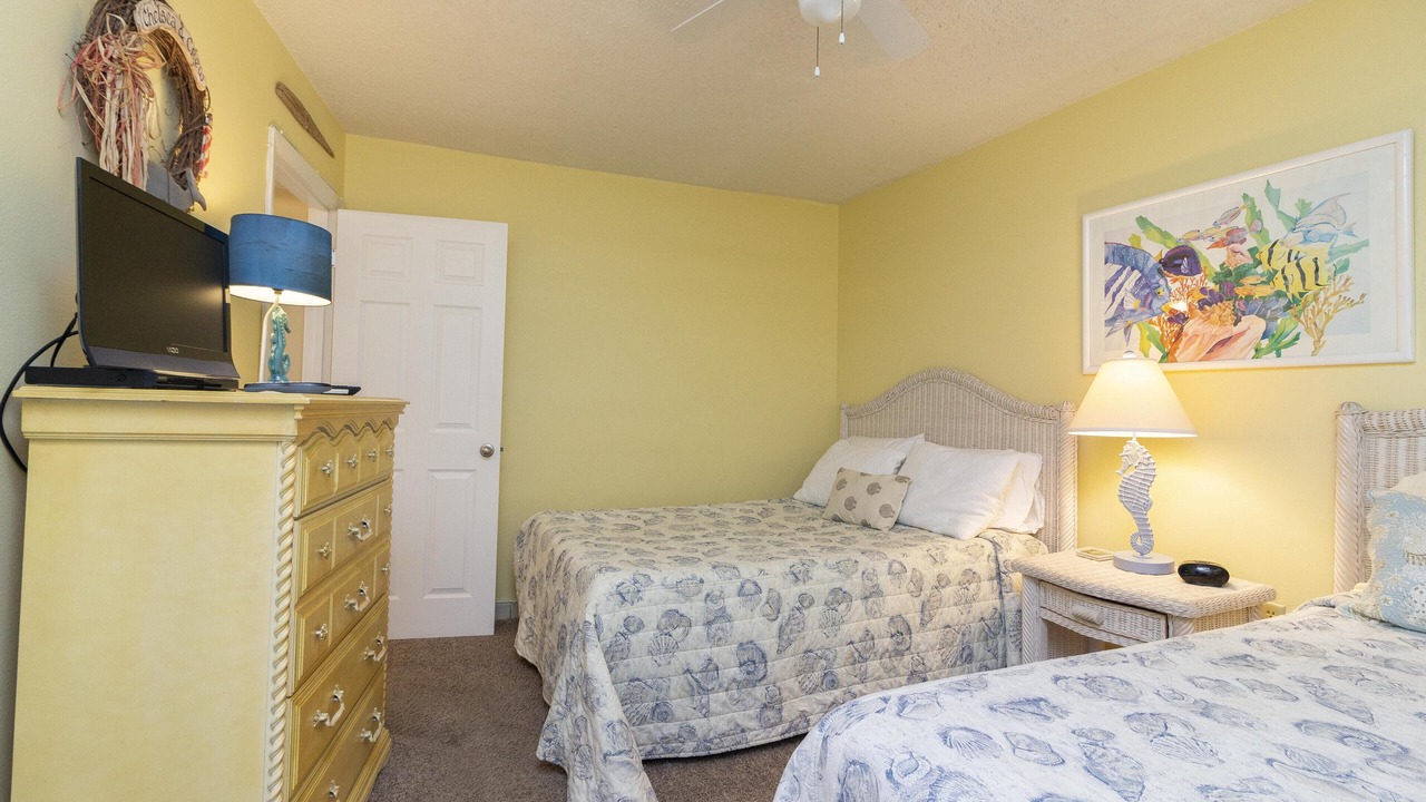 Photo of Bedroom in Crescent Beach