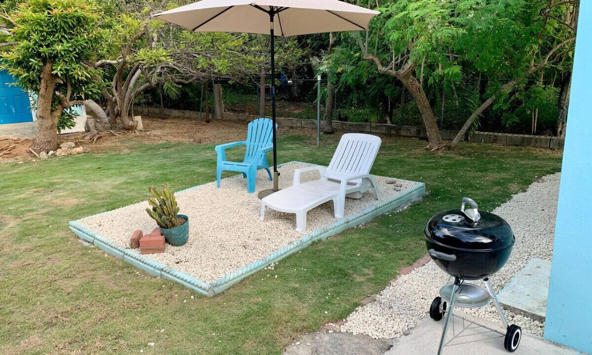 Photo of Patio Balcony in West Bay