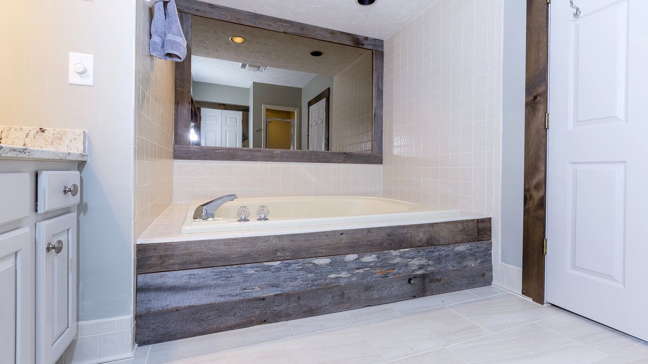 Photo of Bathroom in Blowing Rock