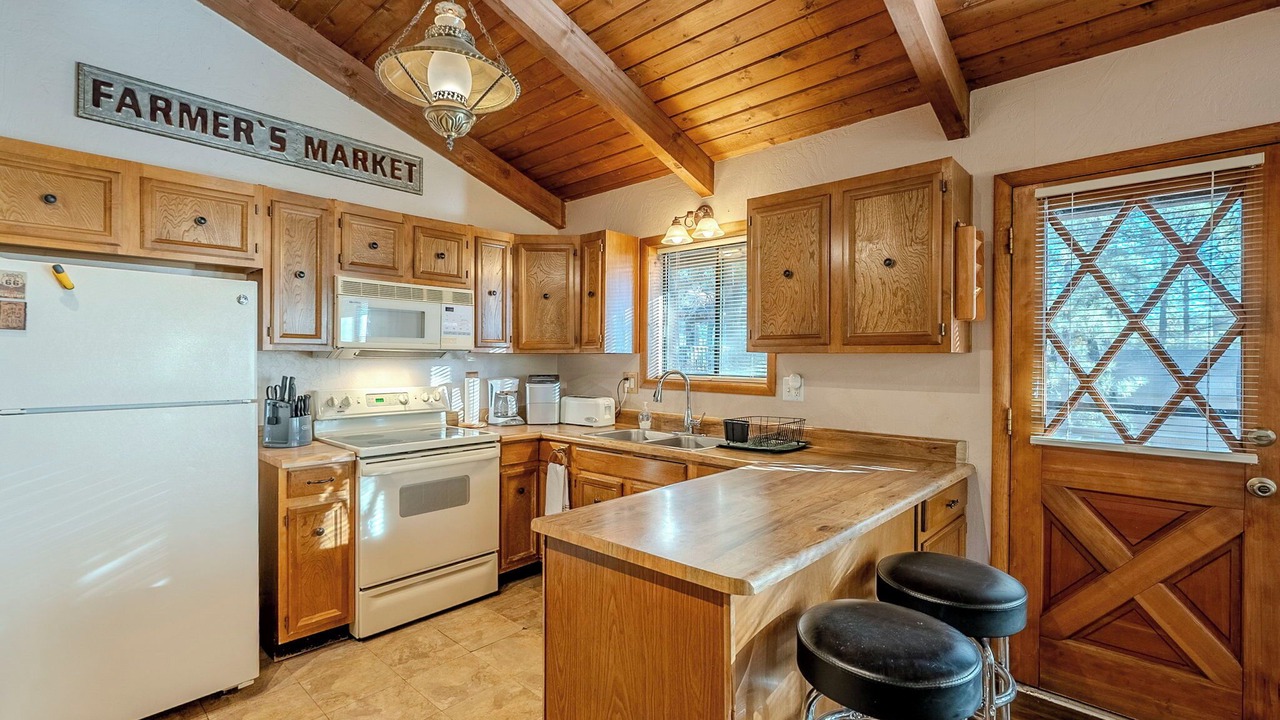 Photo of Kitchen in Munds Park
