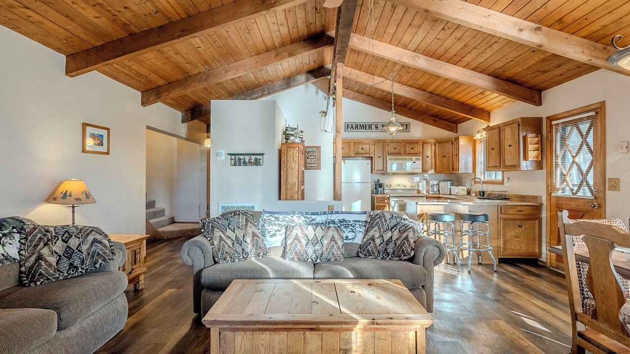 Photo of Livingroom in Munds Park