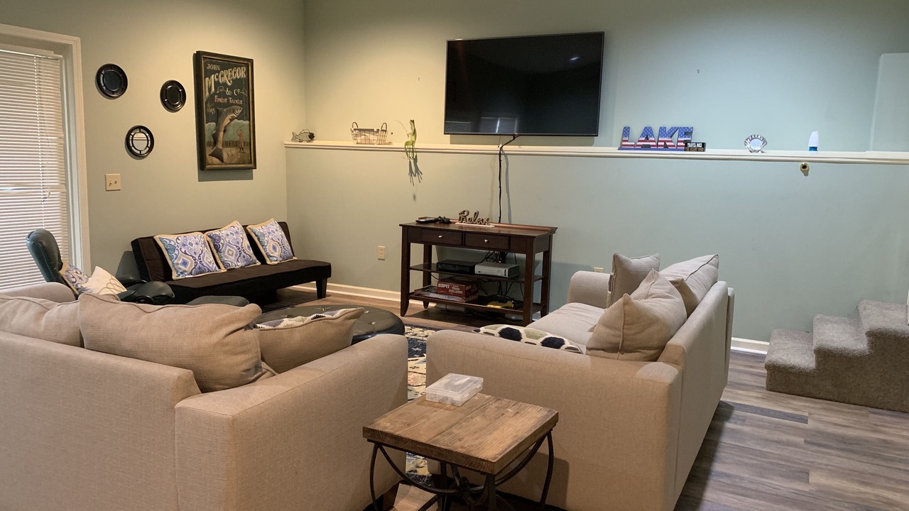 Photo of Livingroom in Serenity Bay