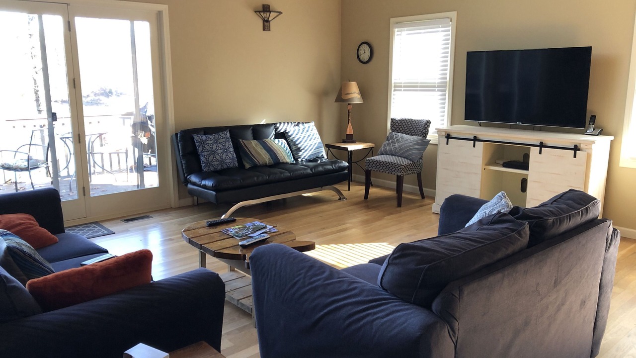 Photo of Livingroom in Serenity Bay