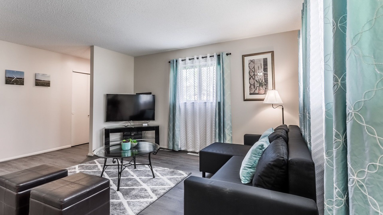 Photo of Livingroom in Overland Park