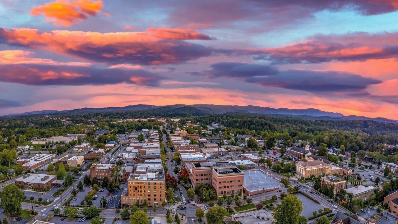 Photo of Outdoor in Hendersonville