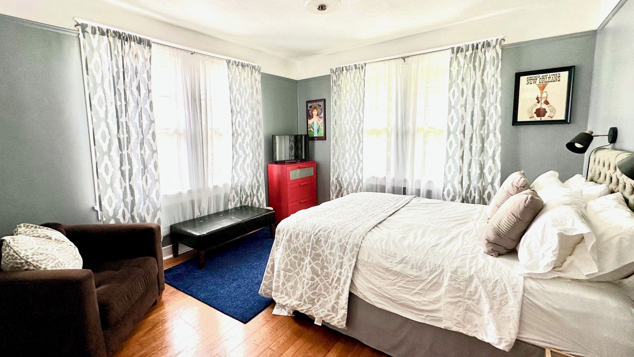 Photo of Bedroom in Mid-City