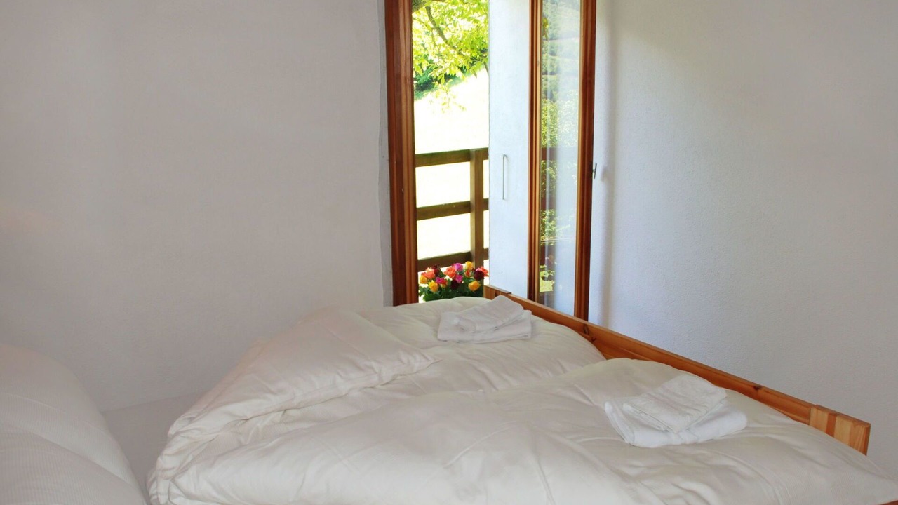 Photo of Bedroom in Negrentino