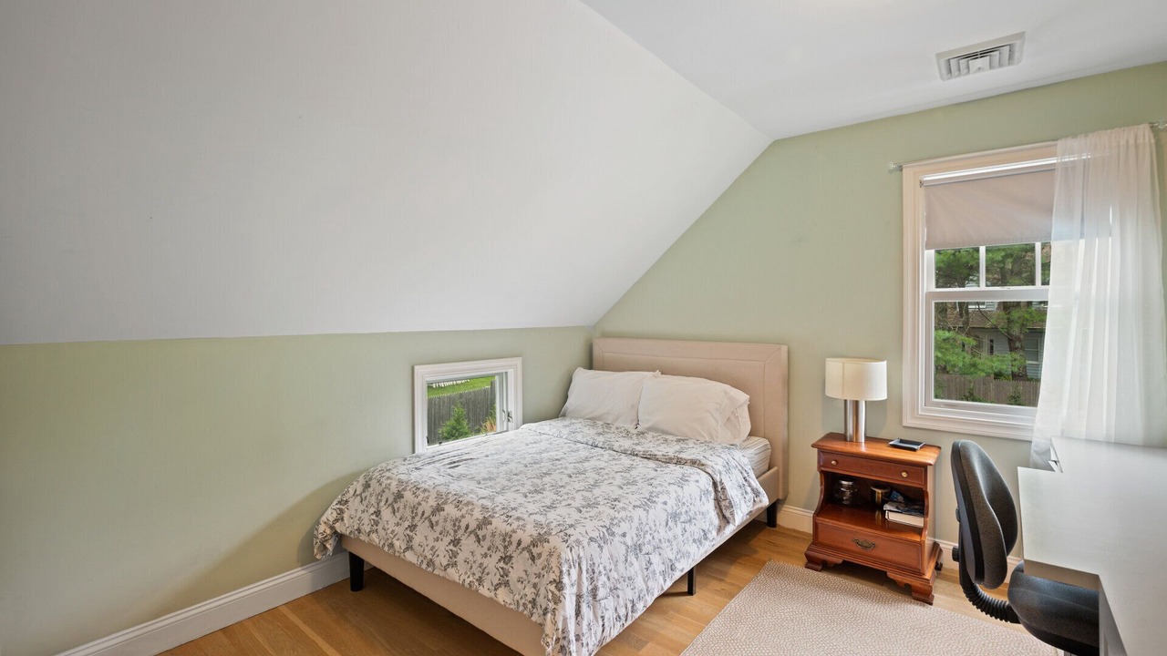 Photo of Bedroom in East Hampton North