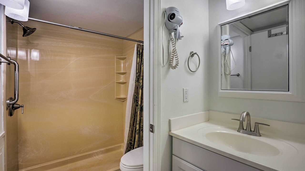 Photo of Bathroom in Crescent Beach