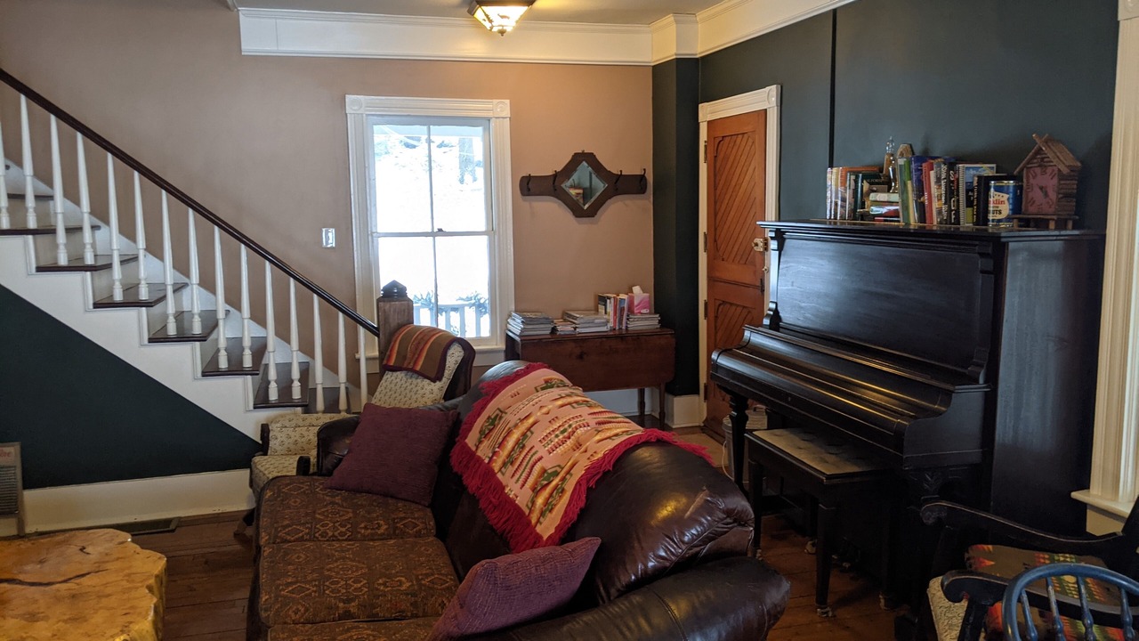 Photo of Livingroom in Saranac Lake