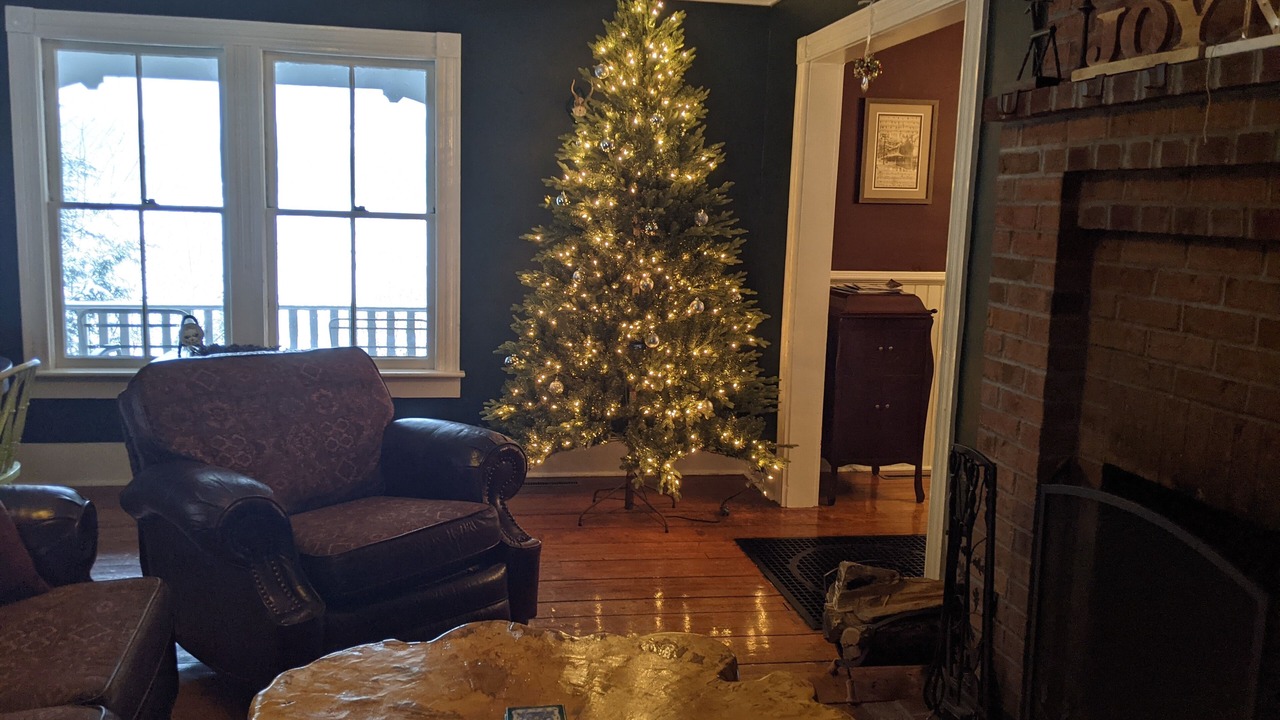 Photo of Livingroom in Saranac Lake
