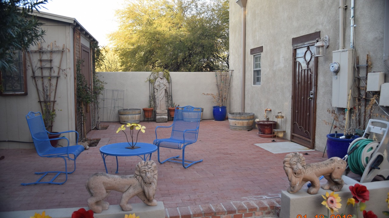Photo of Patio Balcony in Richland Heights East