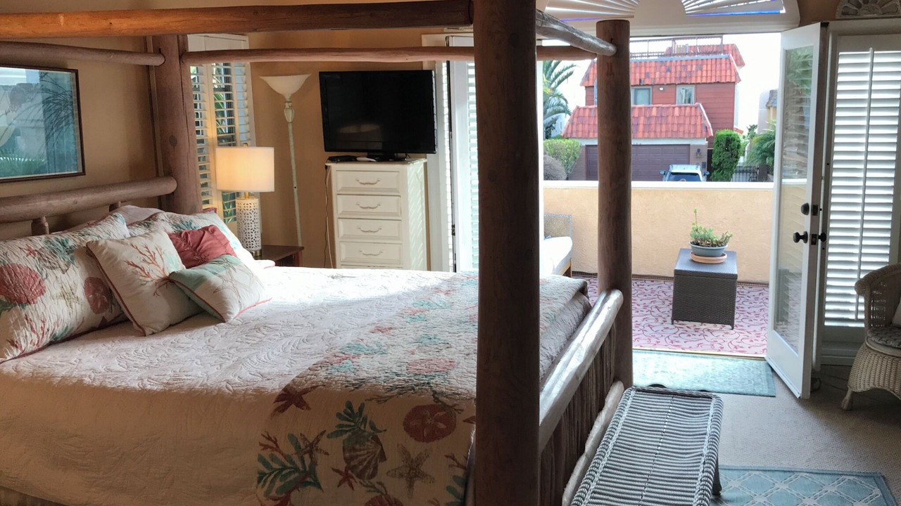 Photo of Bedroom in Old Towne