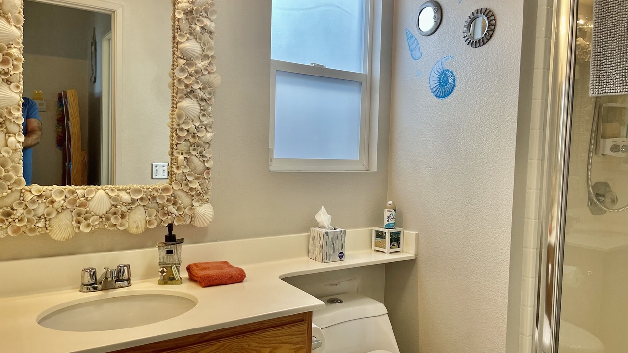 Photo of Bathroom in Ocean View Hills
