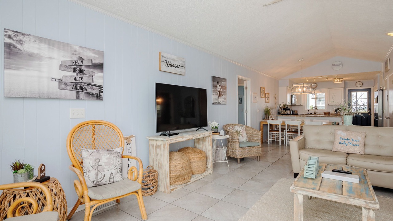 Photo of Bedroom in Caswell Beach
