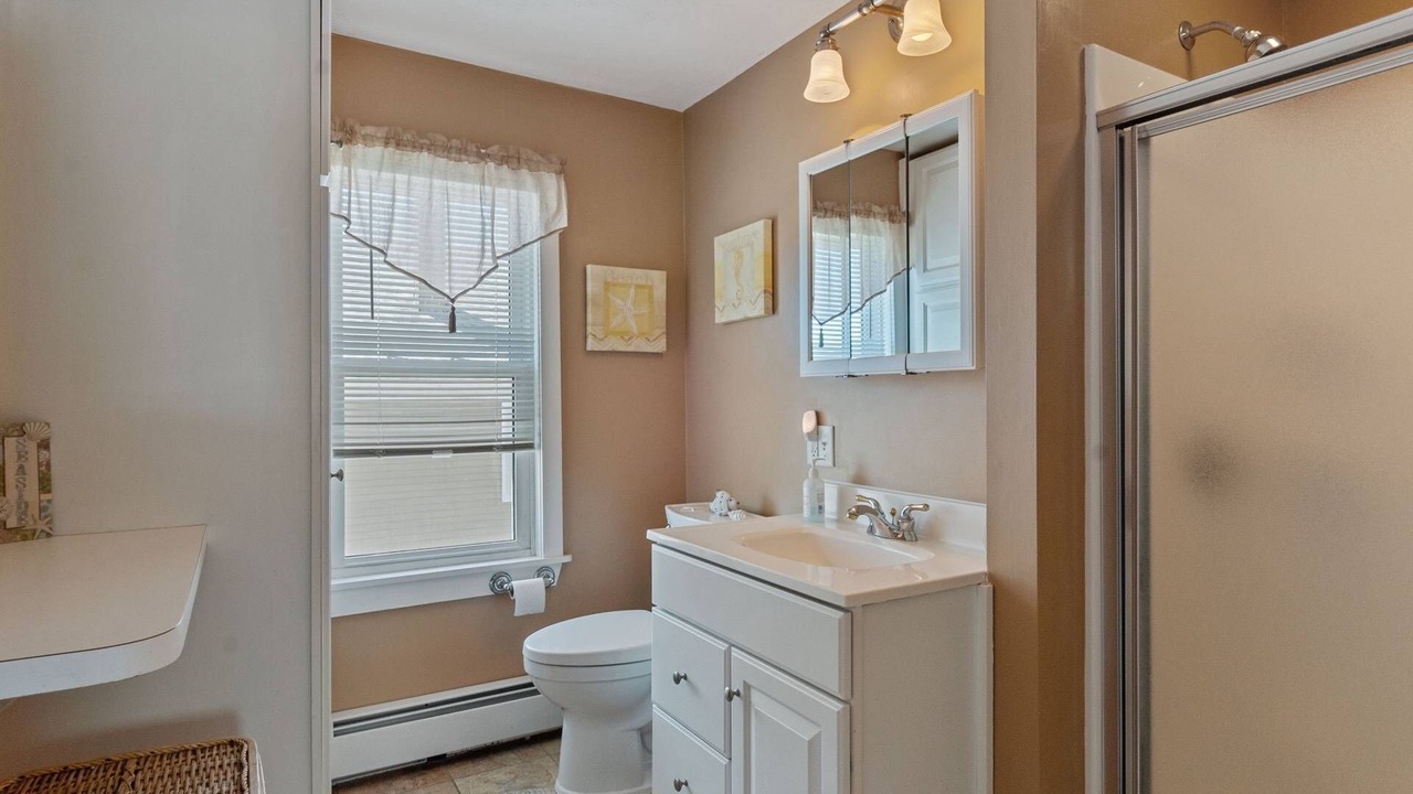 Photo of Bathroom in Wells Beach