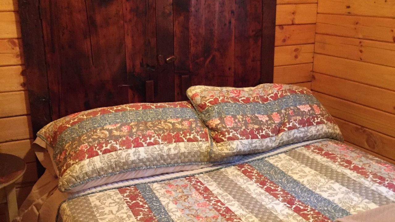 Photo of Bedroom in White Haven