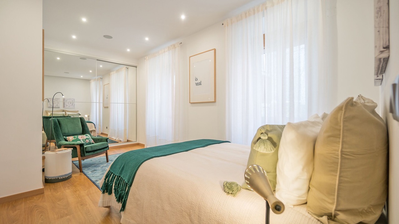 Photo of Bedroom in Lisbon Old Town