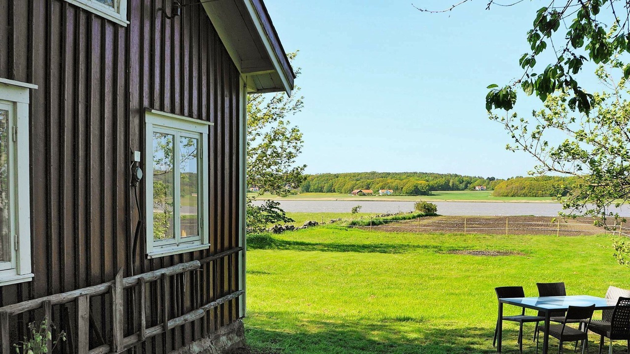 Photo of Outdoor in Kode