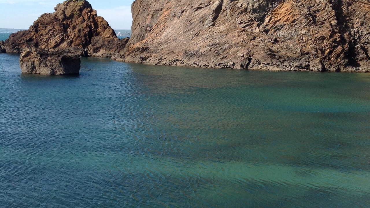 Photo of Others in Hope-Cove