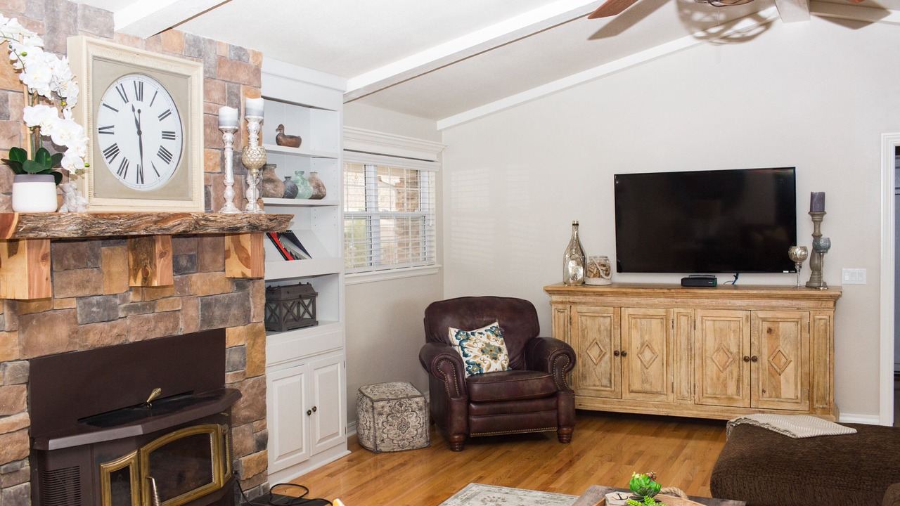 Photo of Bedroom in Prairie Creek