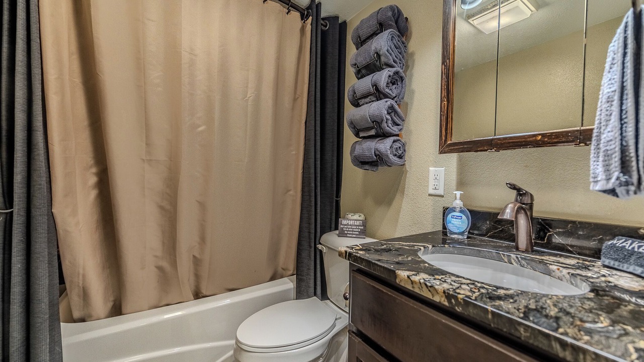 Photo of Bathroom in Lake Ozark