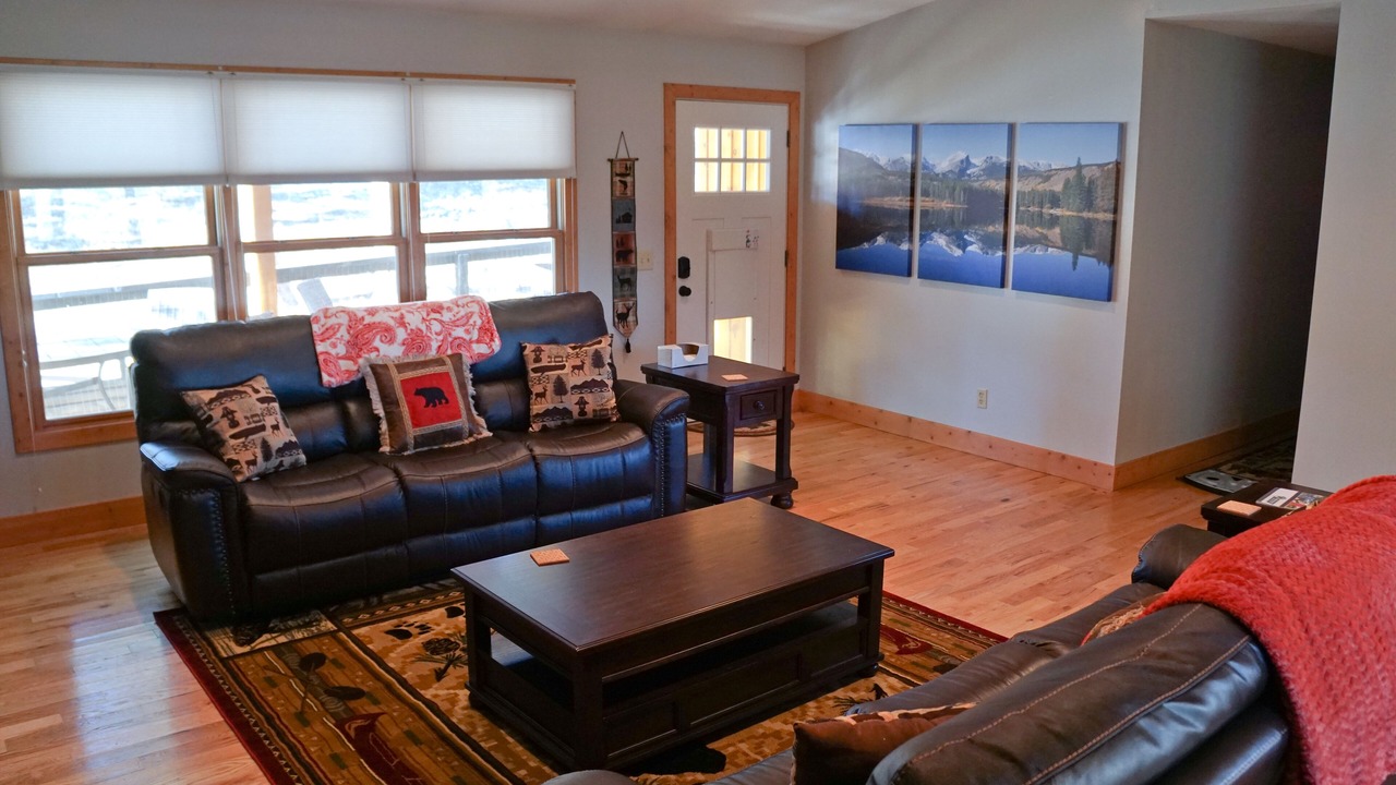 Photo of Livingroom in Carriage Hills