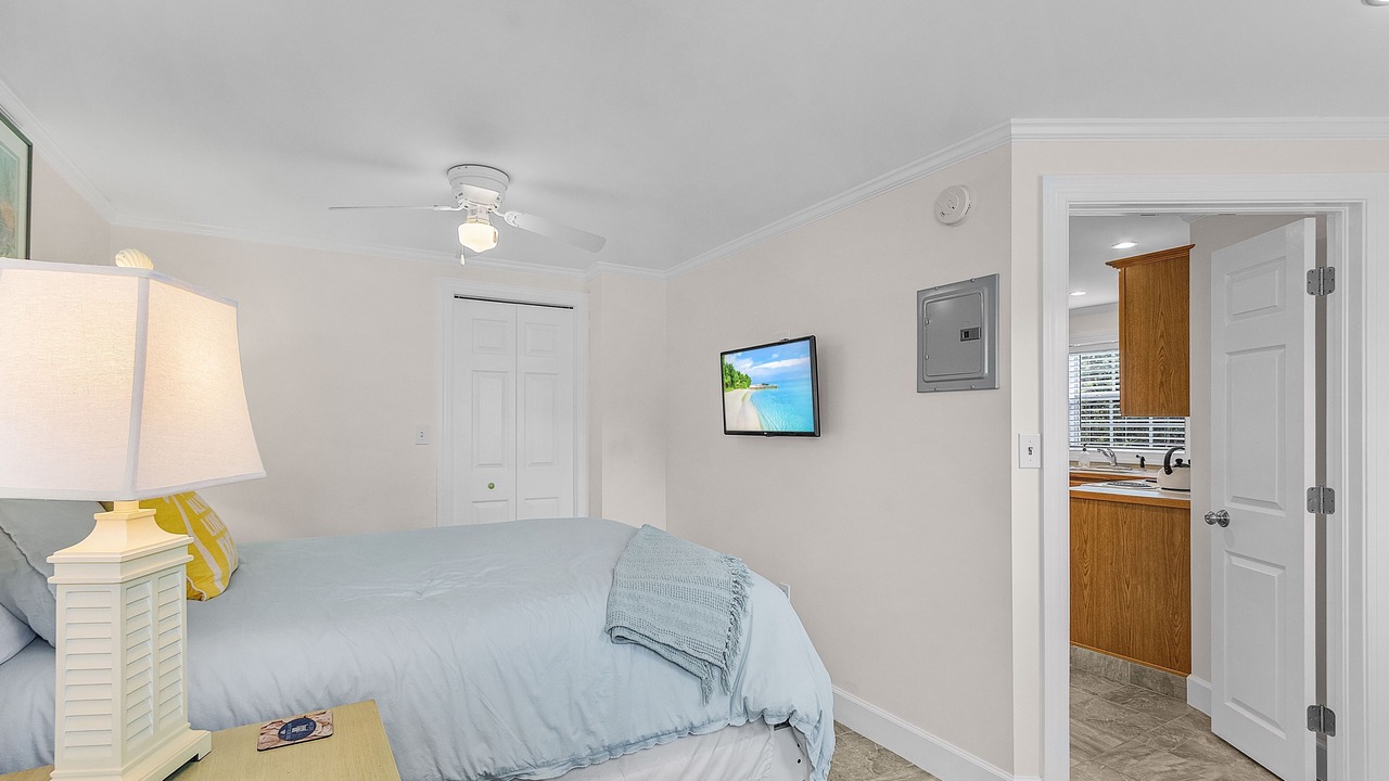 Photo of Bedroom in Naples Park
