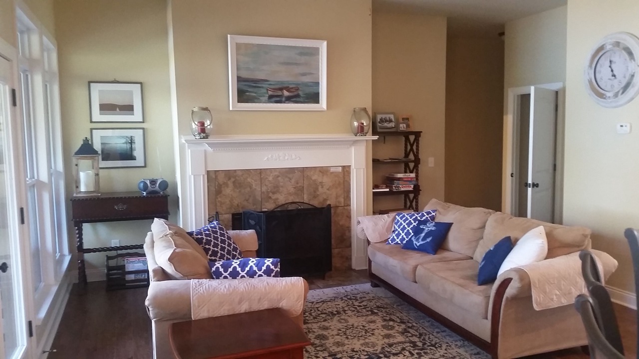 Photo of Livingroom in Lost Bridge Village