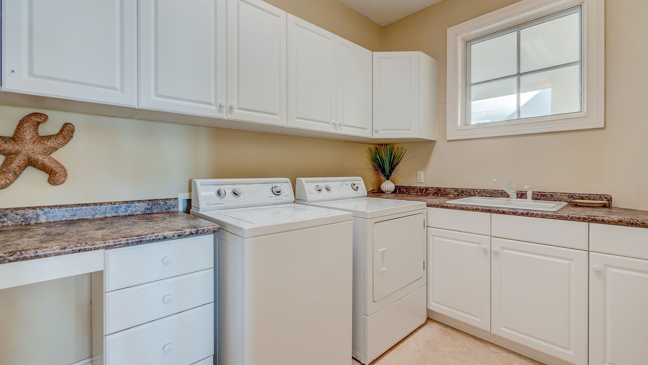 Photo of Bedroom in North Forest Beach