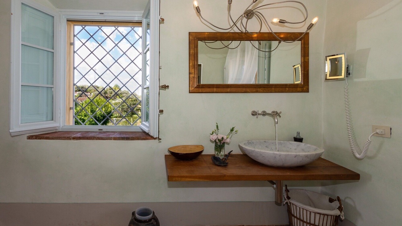 Photo of Bathroom in Massarosa
