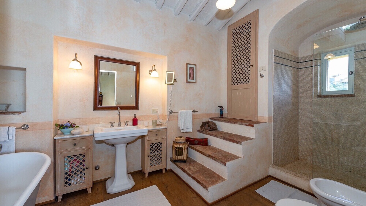 Photo of Bathroom in Massarosa