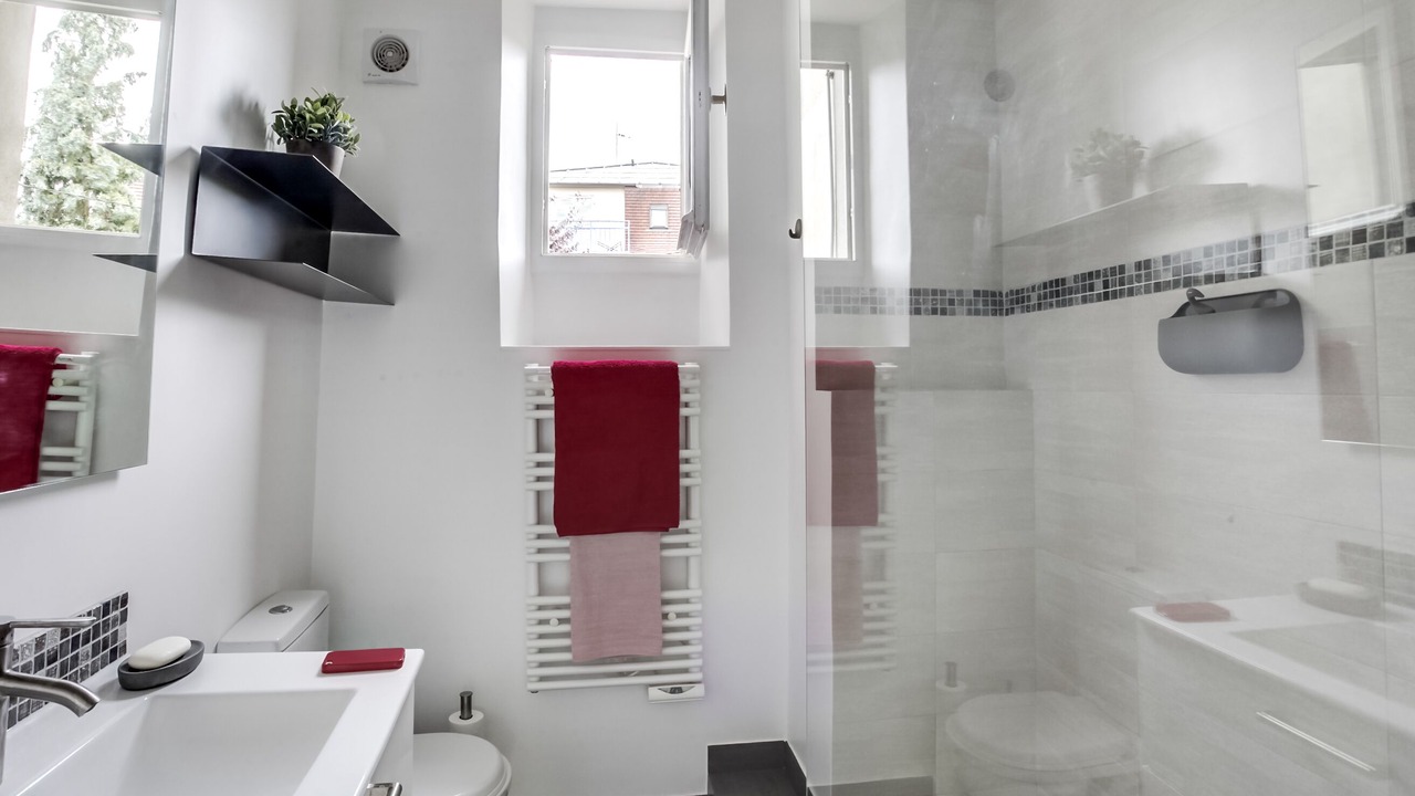 Photo of Bathroom in Fontainebleau