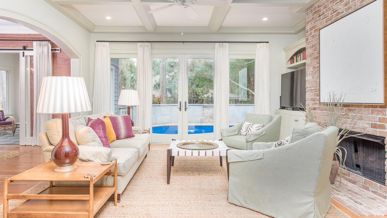 Photo of Livingroom in Vanderhorst Plantation