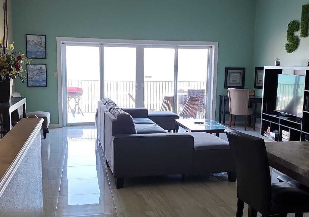 Photo of Livingroom in South Padre Island