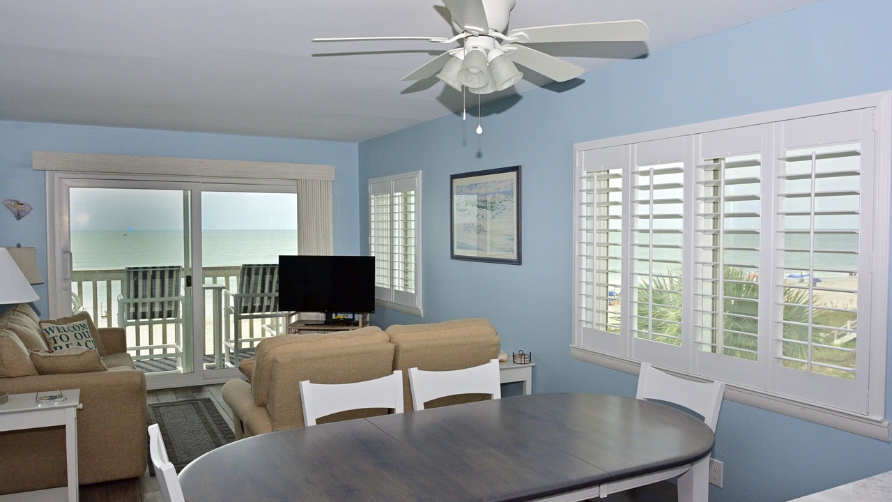 Photo of Bedroom in Crescent Beach