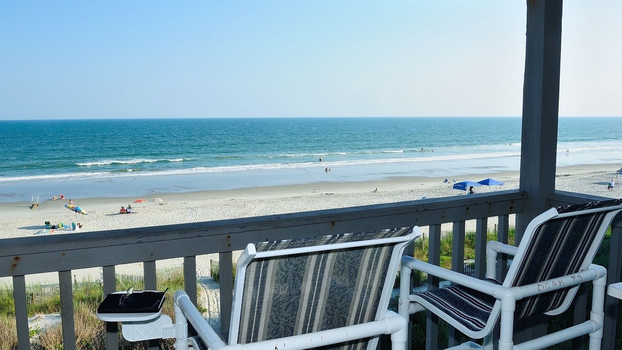 Photo of Patio Balcony in Crescent Beach
