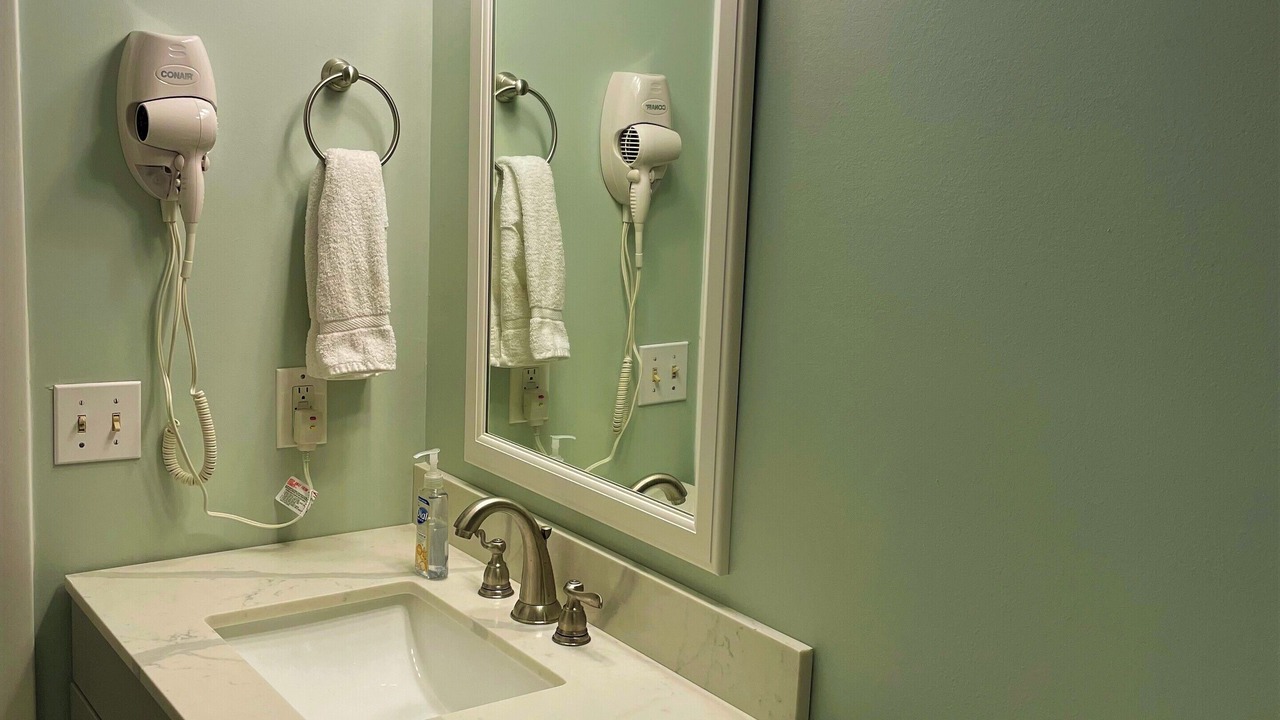 Photo of Bathroom in Crescent Beach