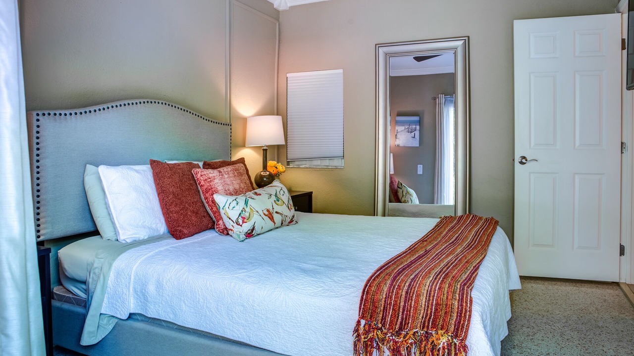 Photo of Bedroom in Wilton Manors