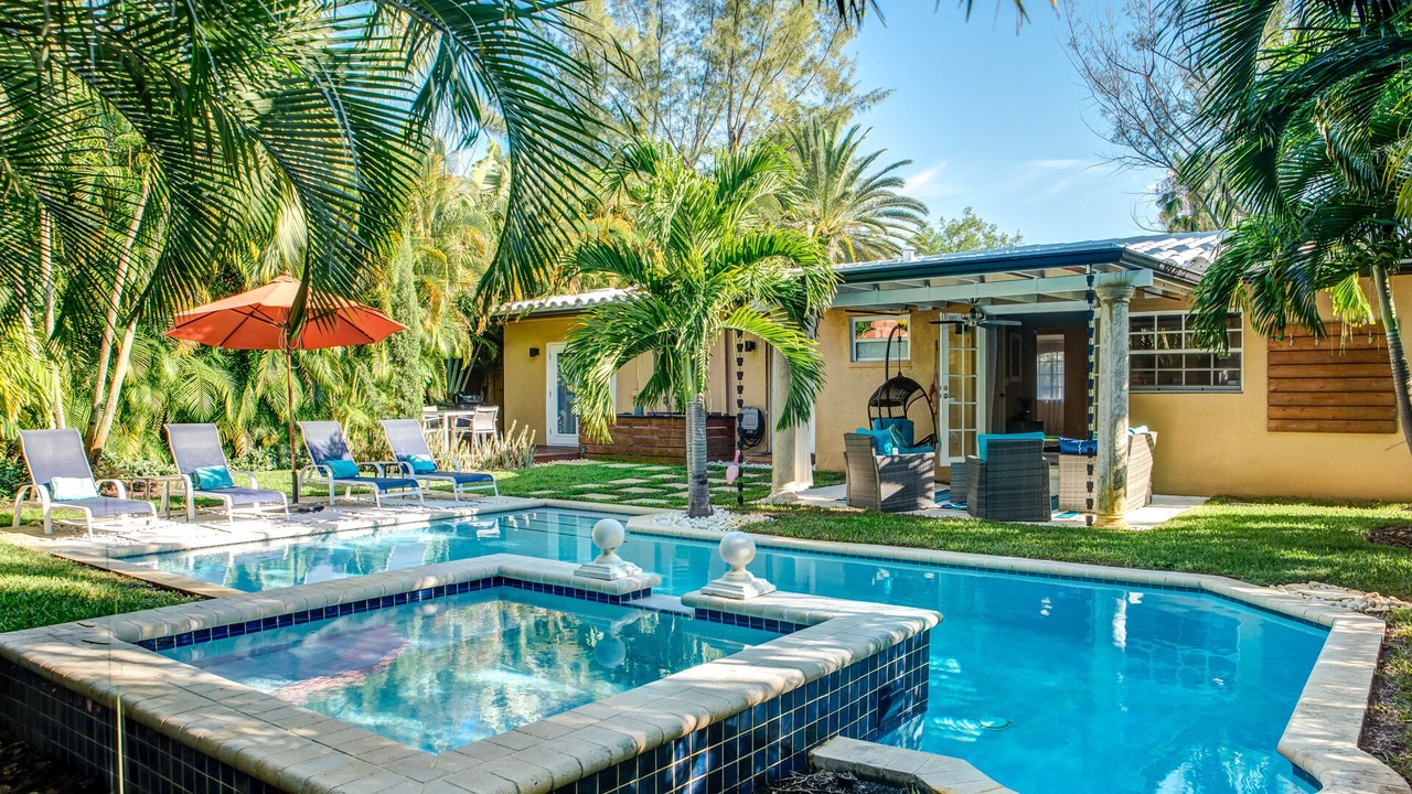 Photo of Outdoor in Wilton Manors
