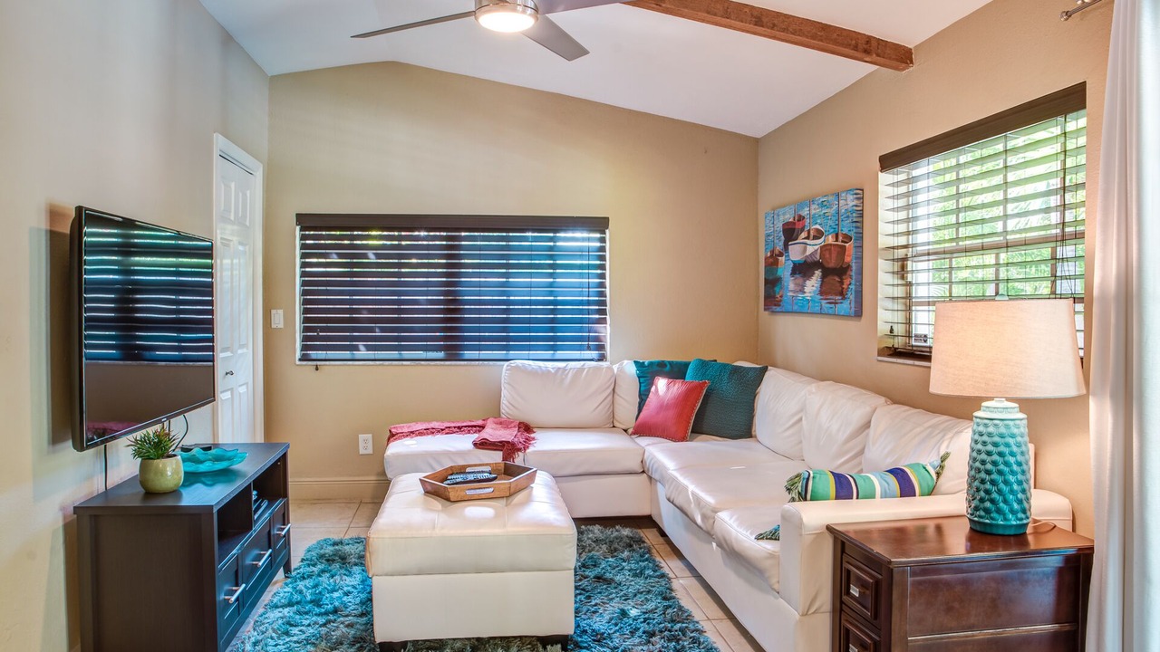 Photo of Livingroom in Wilton Manors