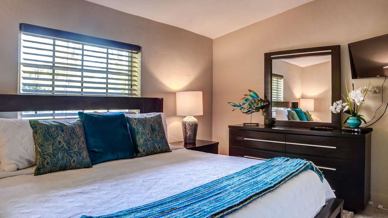 Photo of Bedroom in Wilton Manors