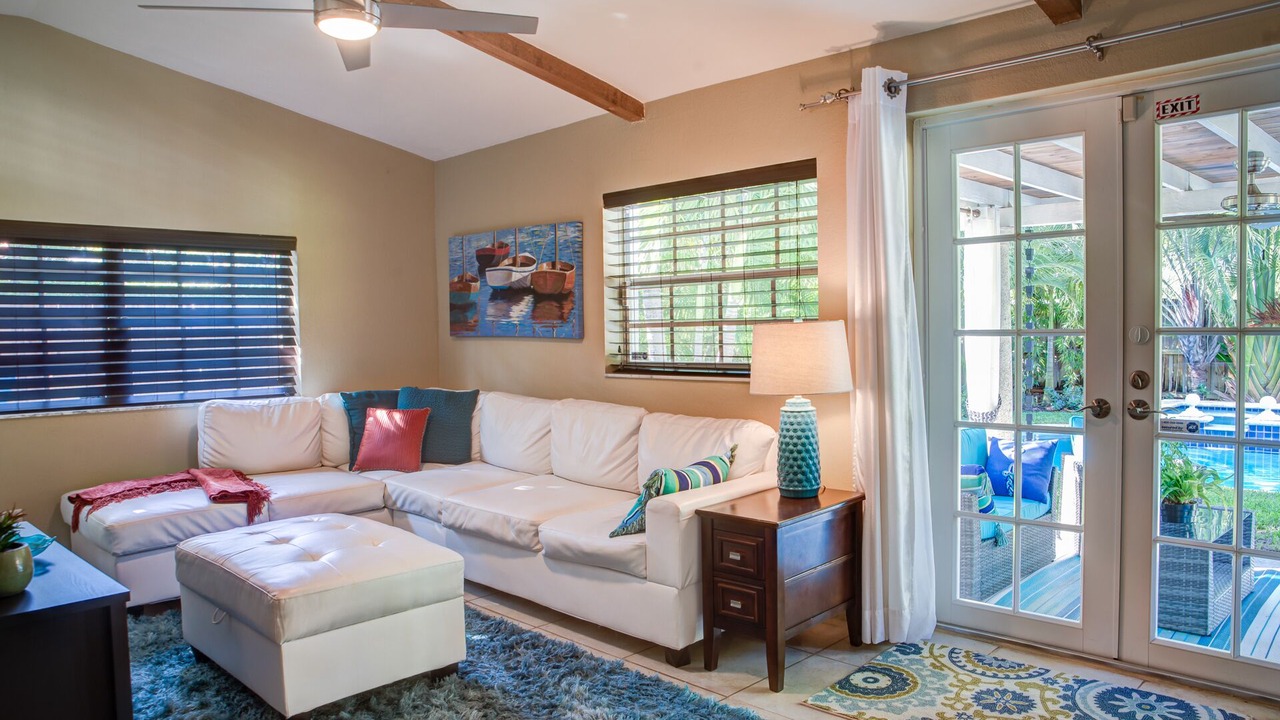 Photo of Livingroom in Wilton Manors